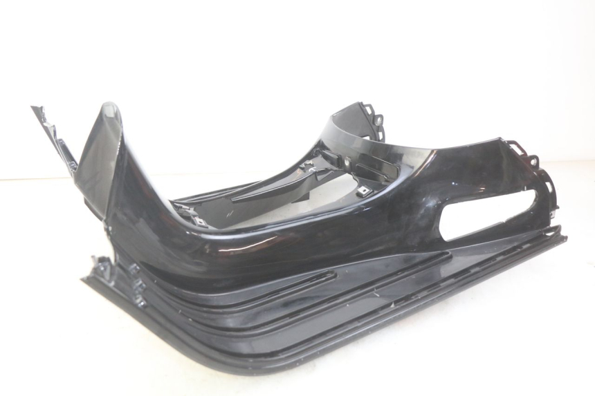photo de ESTRIBO PIAGGIO VESPA GTS SUPER IE 125 (2009 - 2016) - Ampliação técnica