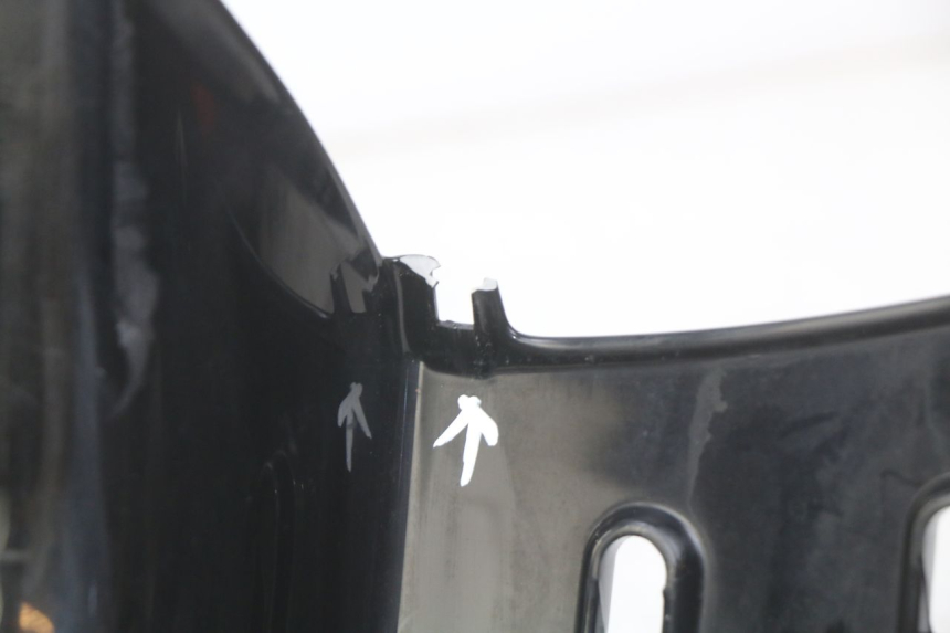 photo de ESTRIBO PIAGGIO VESPA GTS SUPER IE 125 (2009 - 2016) - Pontos de fixação