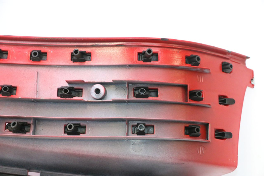 photo de ESTRIBO PIAGGIO VESPA S 2T 50 (2007 - 2014) - Detalhes característicos