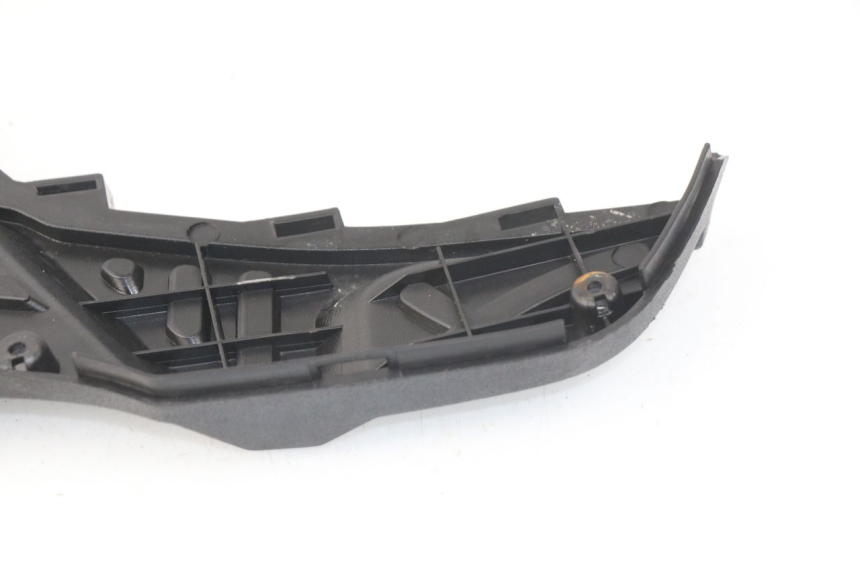 photo de DESCANSO DE PÉ EUROCKA VIRTUALITY GT 4T 50 (2011 - 2017) - Zoom do estado de desgaste