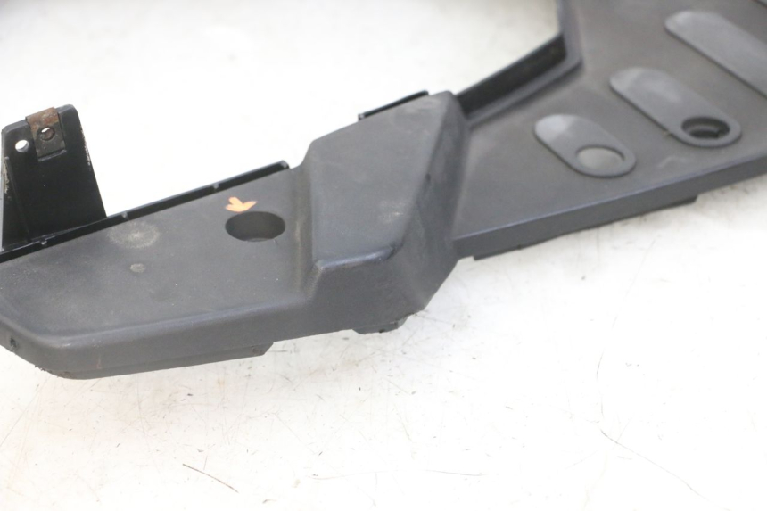 photo de DESCANSO DE PÉ PEUGEOT VIVACITY NEW 2T 50 (2008 - 2017) - Pontos de fixação
