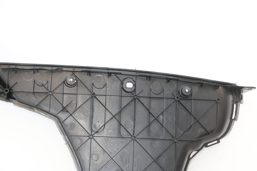 photo de DESCANSO DE PÉ PEUGEOT VIVACITY NEW 2T 50 (2008 - 2017) - Pontos de fixação