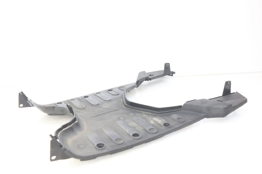 photo de ESTRIBO PEUGEOT VIVACITY NEW 4T 50 (2008 - 2017) - Pontos de fixação