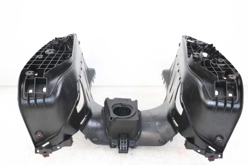 photo de ESTRIBO YAMAHA X-MAX XMAX 250 (2006 - 2009) - Outro ângulo de visão
