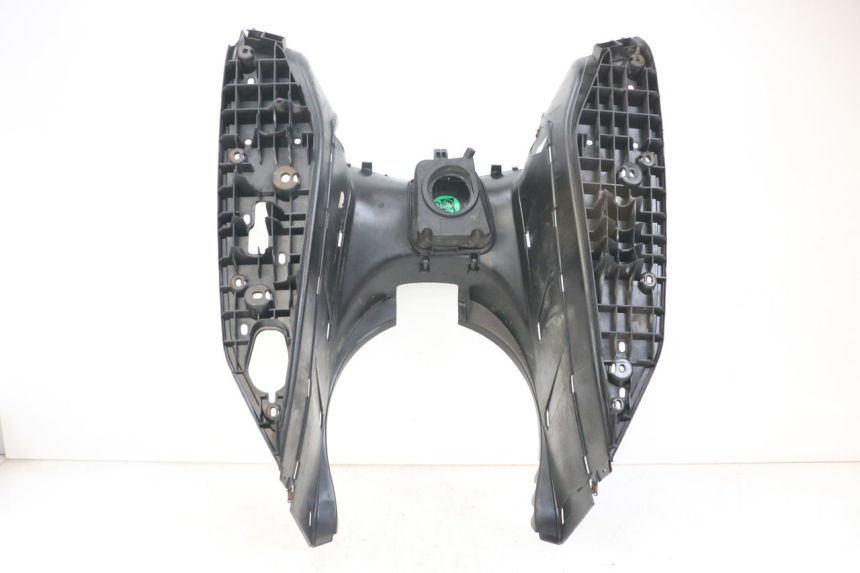 photo de DESCANSO DE PÉ YAMAHA XMAX X-MAX 125 (2006 - 2009) - Zoom do estado de desgaste