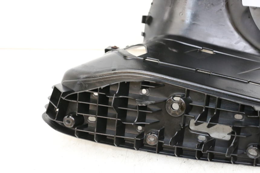 photo de DESCANSO DE PÉ YAMAHA XMAX X-MAX 125 (2006 - 2009) - Outro ângulo de visão