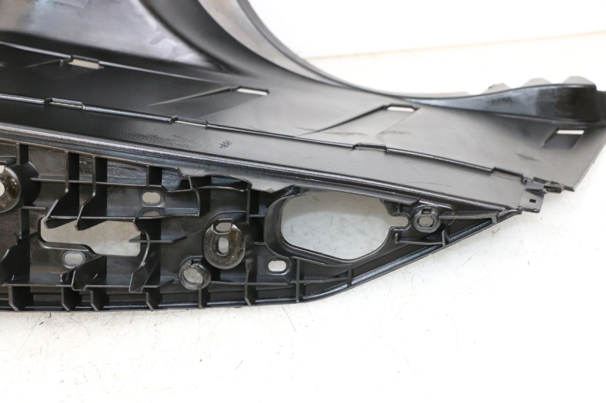 photo de DESCANSO DE PÉ YAMAHA XMAX X-MAX 125 (2006 - 2009) - Ampliação técnica