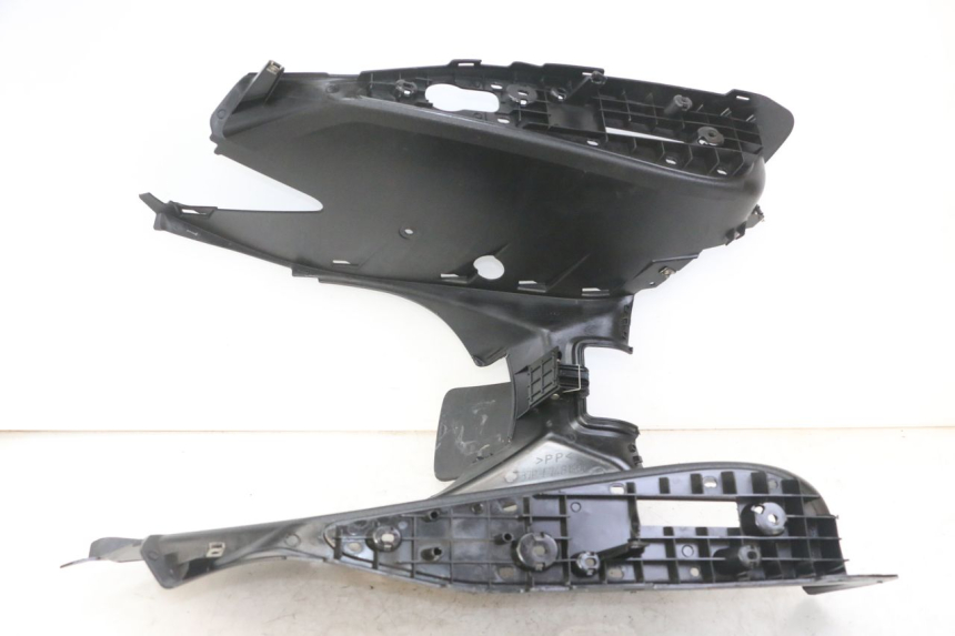 photo de ESTRIBO YAMAHA X-MAX XMAX 125 (2010 - 2013) - Zoom do estado de desgaste
