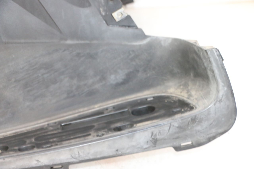 photo de ESTRIBO YAMAHA X-MAX XMAX 125 (2010 - 2013) - Detalhes característicos