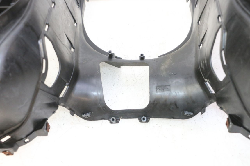 photo de ESTRIBO YAMAHA X-MAX XMAX 250 (2006 - 2009) - Detalhe da peça