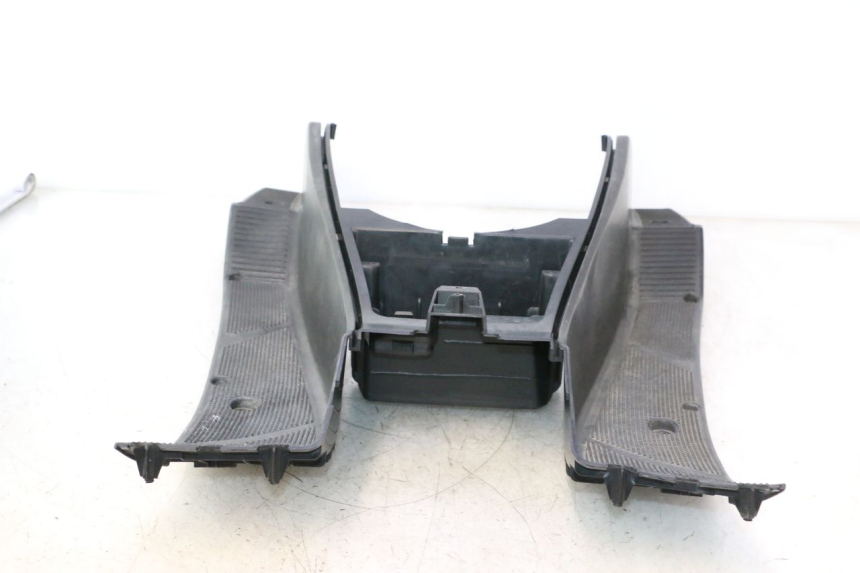 photo de ESTRIBO YAMAHA YP MAJESTY 125 (2002 - 2006) - Zoom do estado de desgaste