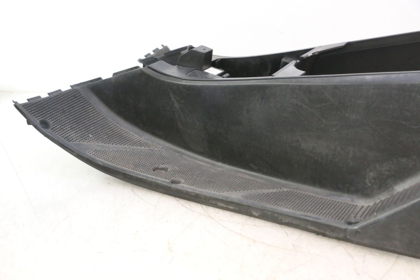 photo de ESTRIBO YAMAHA YP MAJESTY 125 (2002 - 2006) - Estado da superfície