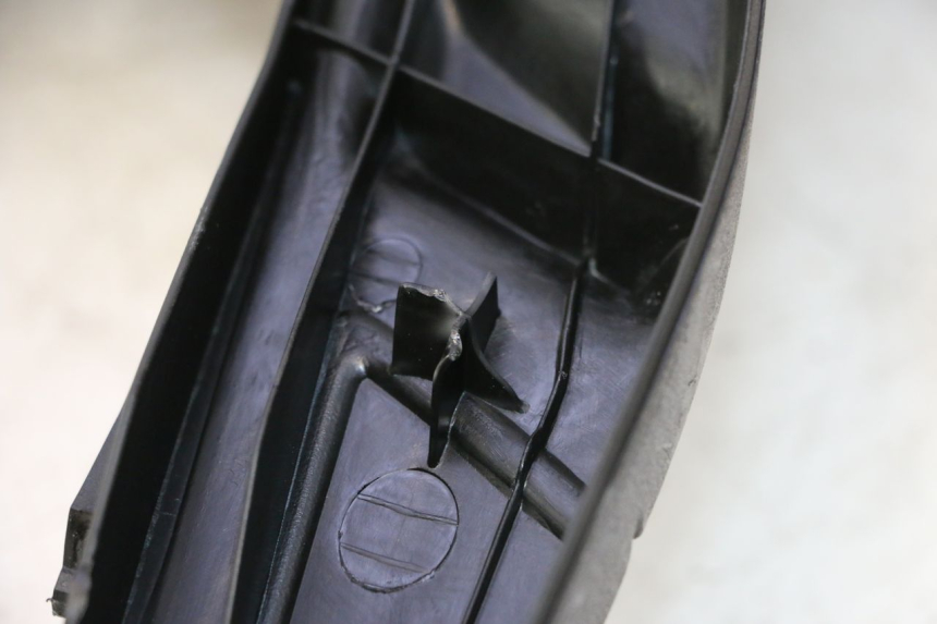 photo de ESTRIBO PIAGGIO ZIP 2T 50 (2009 - 2019) - Zoom do estado de desgaste