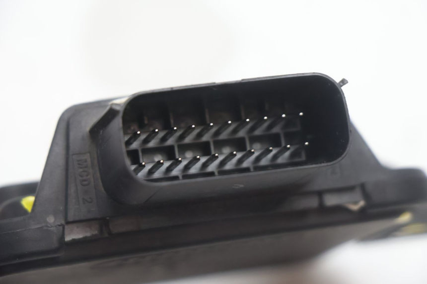 photo de MÓDULO DE INTERFACE PIAGGIO MP3 HPE 530 (2022 - 2026) - Zoom do estado de desgaste