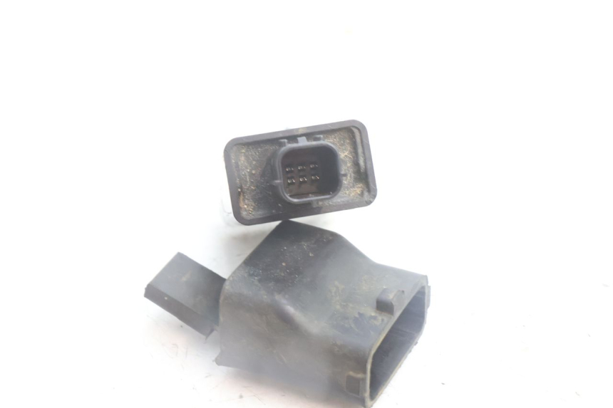 photo de MÓDULO DE INTERFACE YAMAHA N-MAX NMAX 125 (2021 - 2024) - Outro ângulo de visão