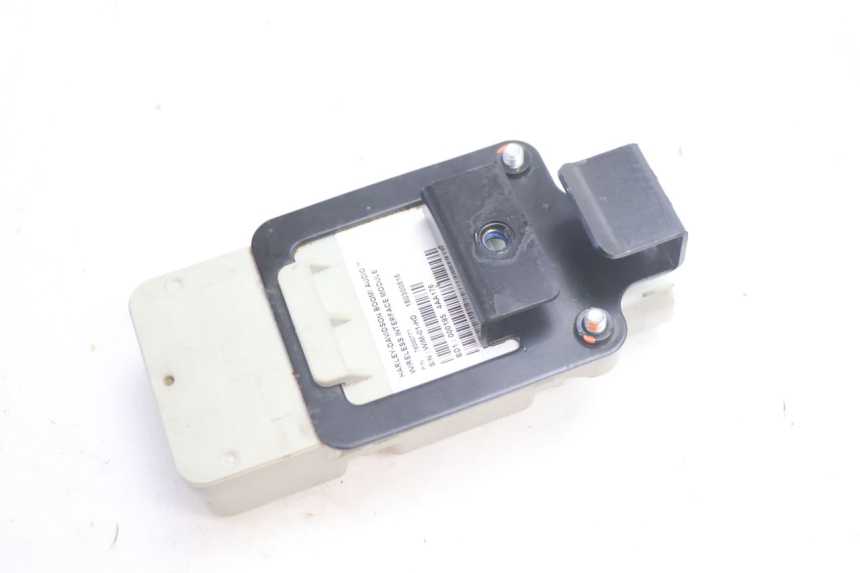 photo de MÓDULO DE INTERFACE HARLEY DAVIDSON ROAD GLIDE FLTRXSE 1920 (2018 - 2022) - Ampliação técnica