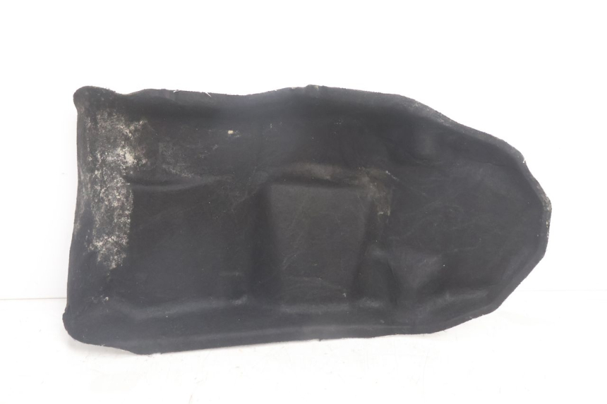 photo de MOQUETE DE PORTA-MALAS BMW C SPORT 650 (2015 - 2021) - Zoom do estado de desgaste