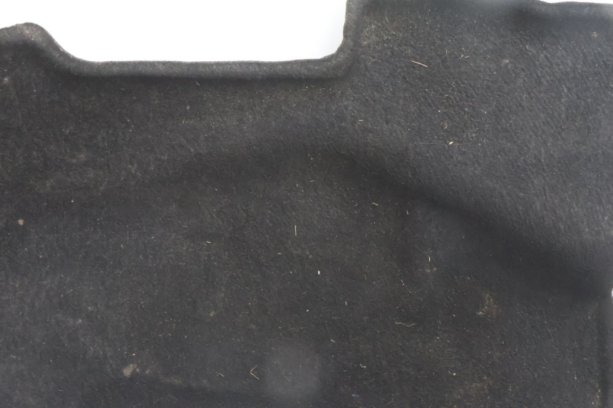 photo de ALFOMBRA DO BAÚ PIAGGIO MP3 500 (2016 - 2018) - Detalhe da peça