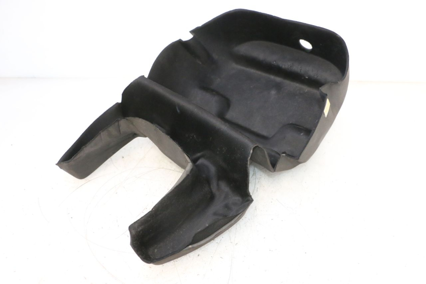 photo de ALFOMBRA DO BAÚ PEUGEOT SATELIS COMPRESSOR K15 125 (2006 - 2009) - Estado da superfície