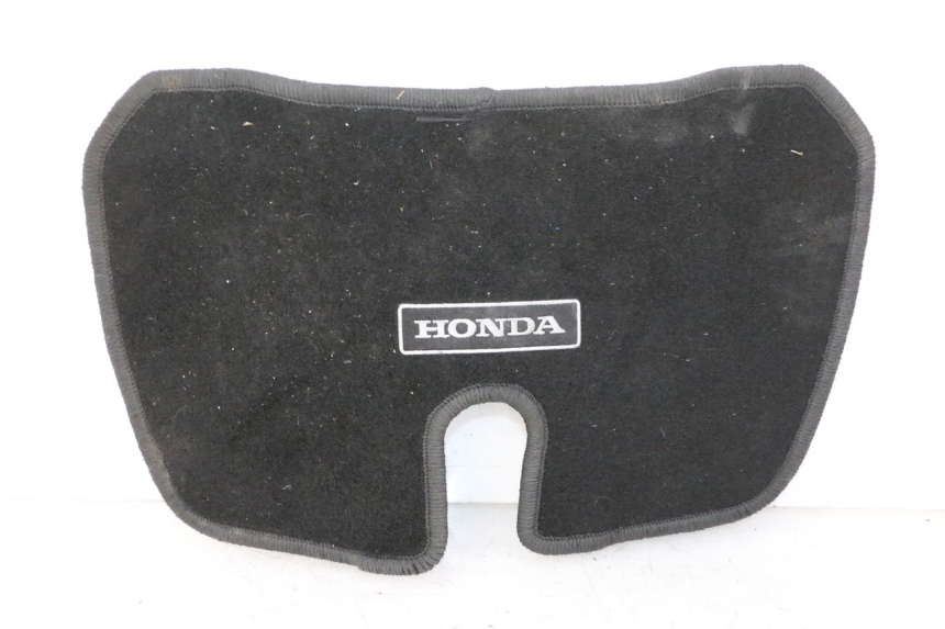 photo de ALFOMBRA DO BAÚ HONDA ST PAN EUROPEAN 1300 (2002 - 2013) - Pontos de fixação