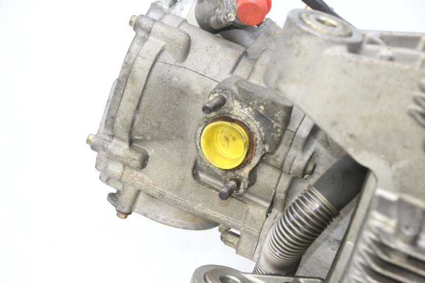 photo de MOTOR QUADRO 4 4D 350 (2015 - 2018) - Detalhes característicos