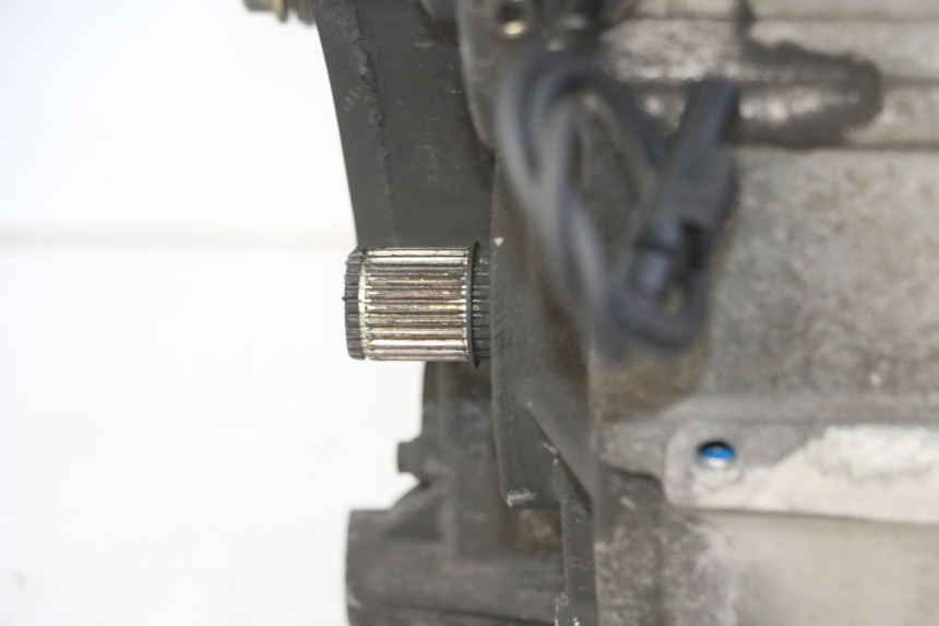 photo de MOTOR QUADRO 4 4D 350 (2015 - 2018) - Zoom do estado de desgaste