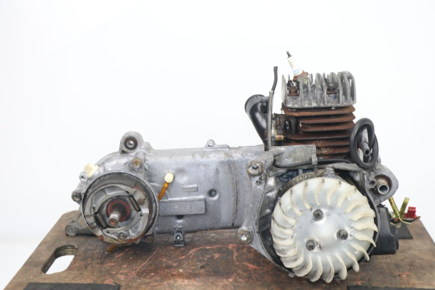 photo de MOTOR MBK ACTIVE 80 (1991 - 1995) - Vista de perto