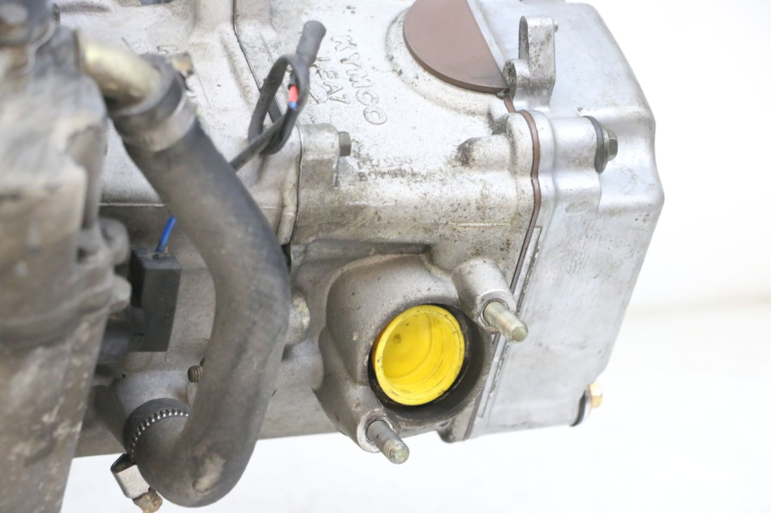 photo de MOTOR ADIVA AD3 300 (2014 - 2020) - Outro ângulo de visão