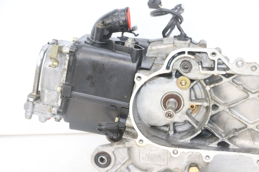 photo de MOTOR KYMCO AGILITY 4T 50 (2005 - 2018) - Ângulo alternativo