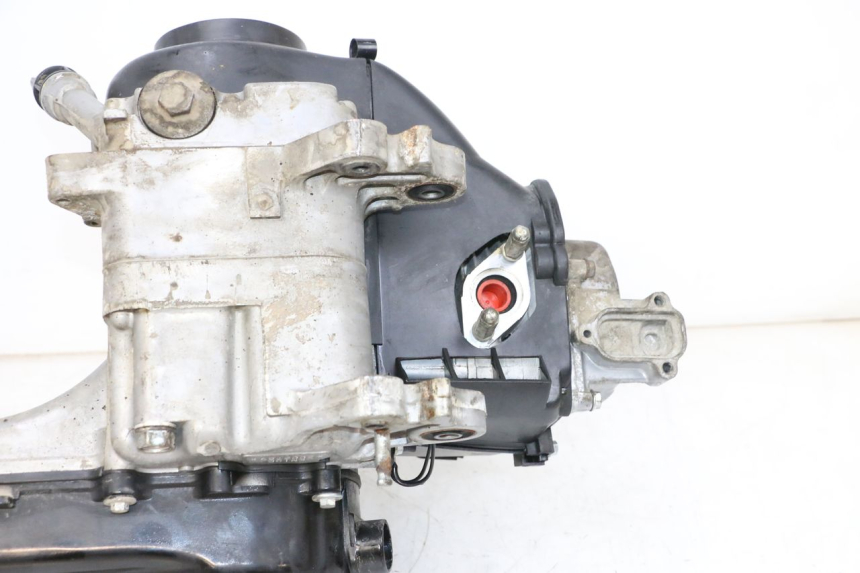 photo de MOTOR KYMCO AGILITY 4T 50 (2018 - 2022) - Zoom do estado de desgaste