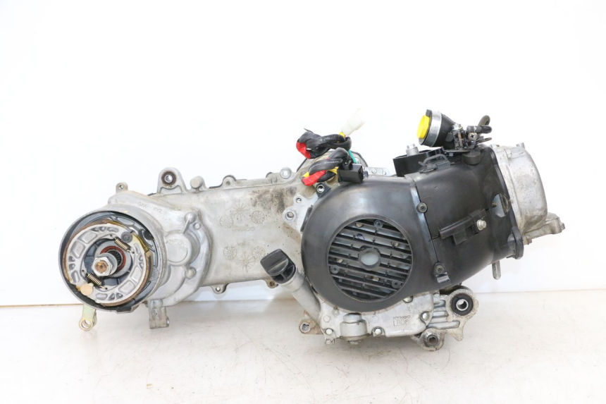 photo de MOTOR KYMCO AGILITY 4T 50 (2018 - 2022) - Marcações e referências