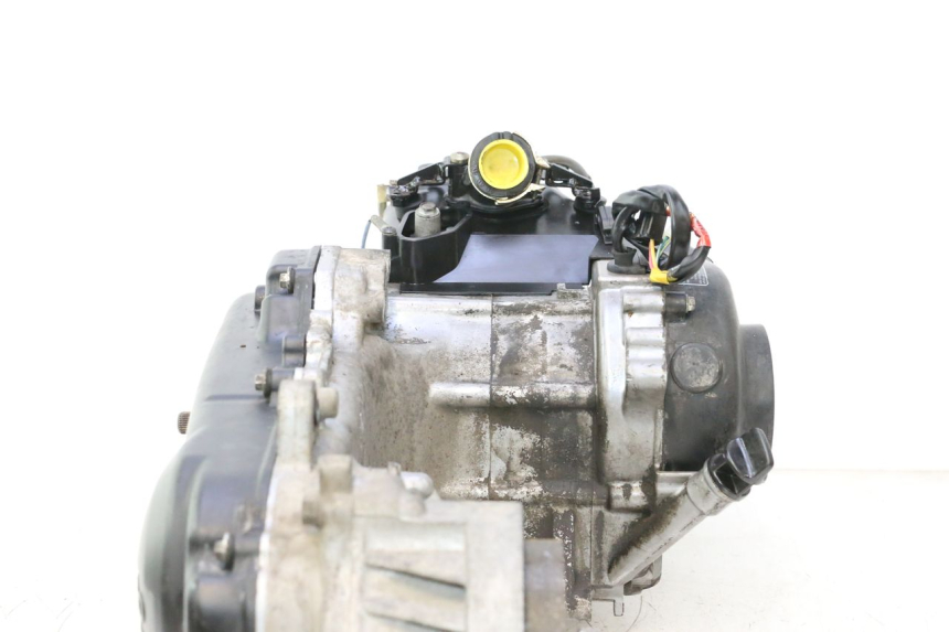 photo de MOTOR KYMCO AGILITY 4T 50 (2018 - 2022) - Detalhes característicos
