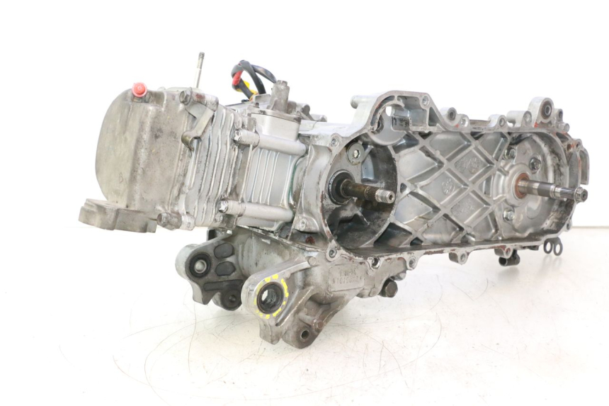photo de MOTOR KYMCO AGILITY 4T 50 (2018 - 2022) - Pontos de fixação