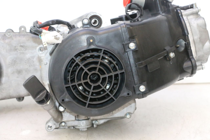 photo de MOTOR KYMCO AGILITY CITY 16P 125 (2015 - 2024) - Vista do produto