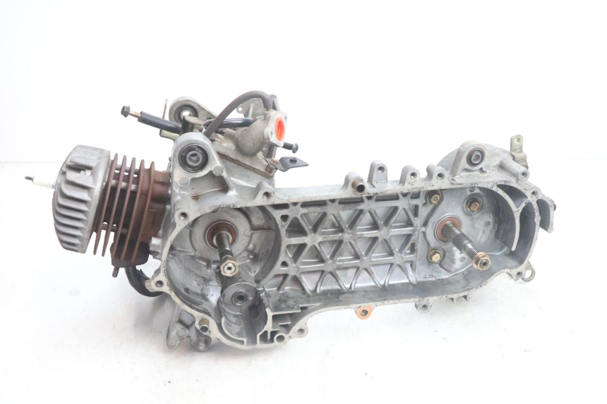 photo de MOTOR KYMCO AGILITY FR 2T 50 (2012 - 2017) - Vista principal