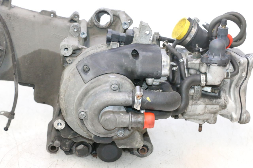 photo de MOTOR APRILIA ATLANTIC S 125 (2010 - 2013) - Detalhes característicos