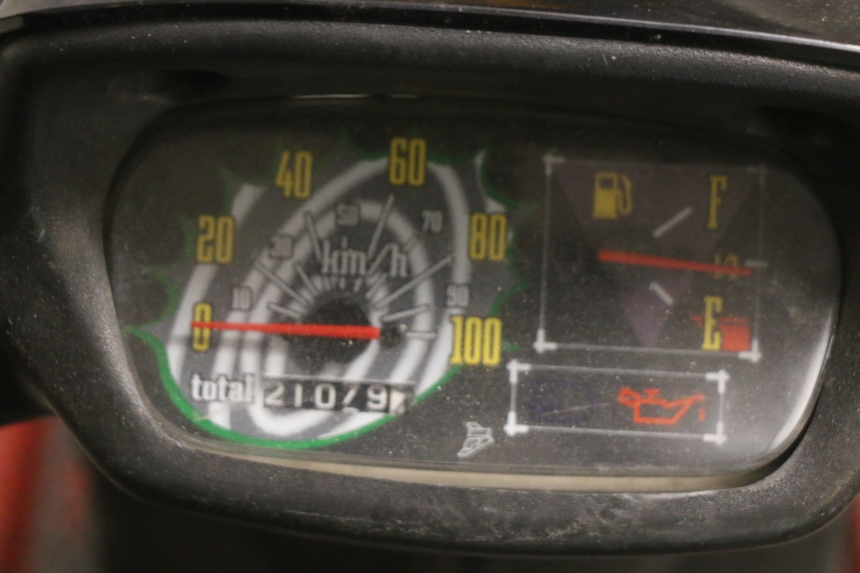 photo de MOTOR MBK BOOSTER NEXT GENERATION 50 (1995 - 1998) - Outro ângulo de visão