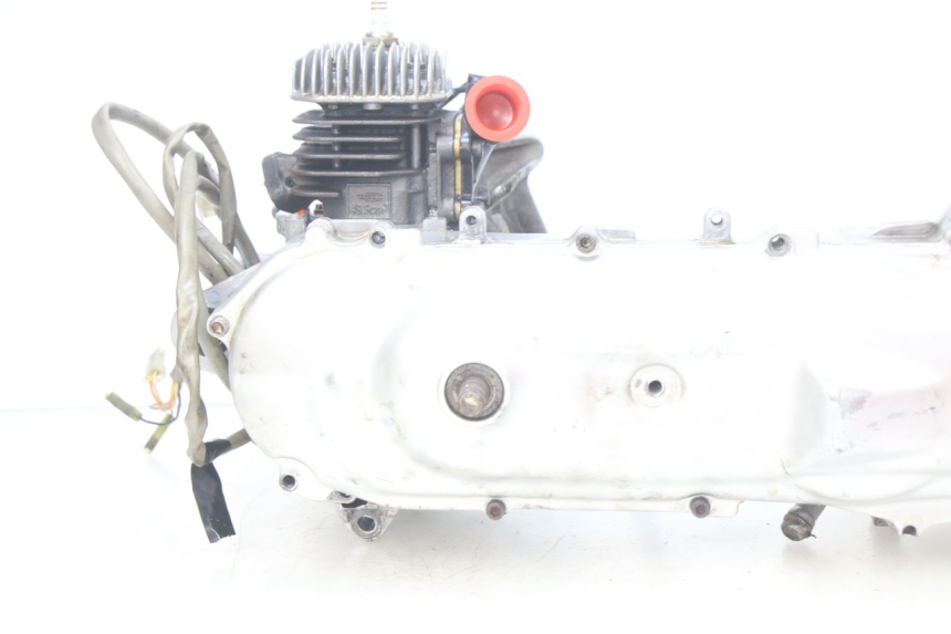 photo de MOTOR MBK BOOSTER SPIRIT 50 (1999 - 2003) - Outro ângulo de visão