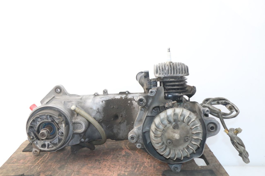 photo de MOTOR MBK BOOSTER SPIRIT NAKED 50 (2004 - 2017) - Ampliação dos componentes