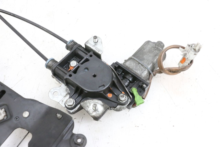 photo de MOTOR DE BOLHA SUZUKI BURGMAN 650 (2013 - 2020) - Vista geral