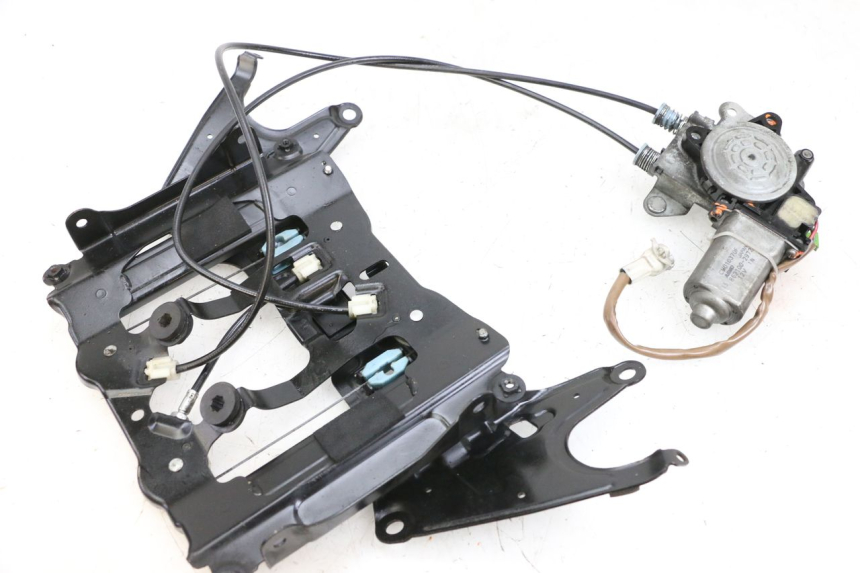 photo de MOTOR DE BOLHA SUZUKI BURGMAN EXECUTIVE ABS 650 (2006 - 2012) - Estado da superfície