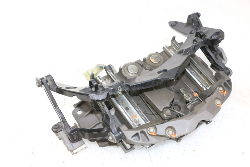 photo de MOTOR DE BOLHA YAMAHA FJR ABS 1300 (2006 - 2012) - Detalhes característicos