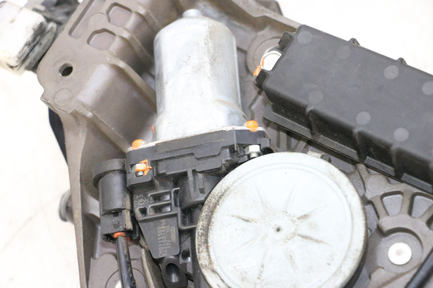 photo de MOTOR DE BOLHA YAMAHA FJR ABS 1300 (2006 - 2012) - Vista geral