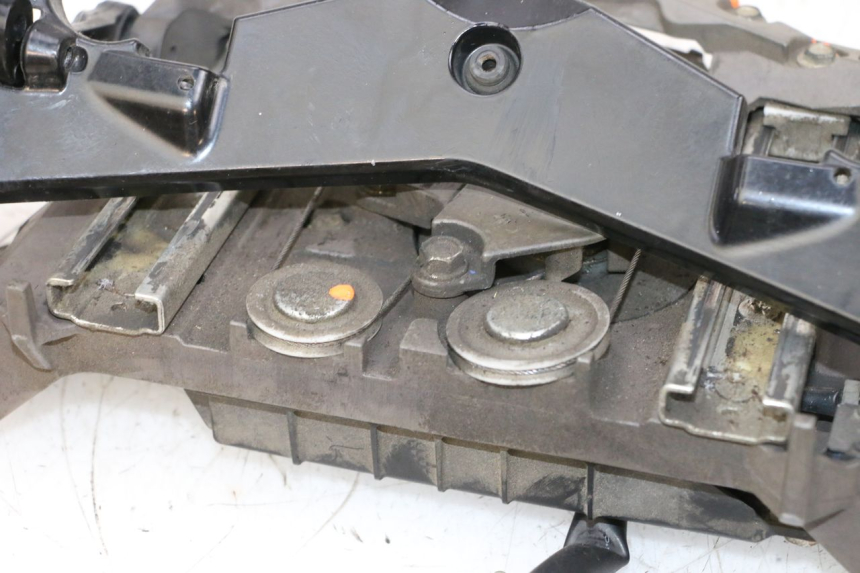 photo de MOTOR DE BOLHA YAMAHA FJR ABS 1300 (2006 - 2012) - Marcações e referências