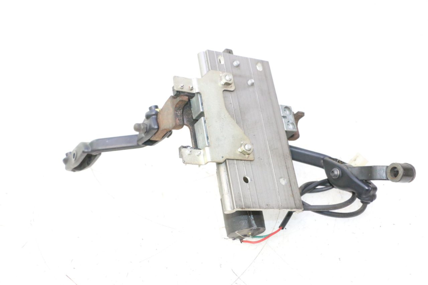 photo de MOTOR DE BOLHA GILERA GP 800 (2007 - 2013) - Outro ângulo de visão