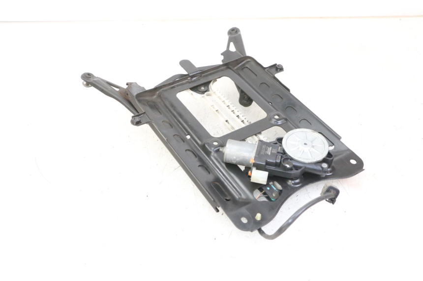 photo de MOTOR DE BOLHA HONDA FORZA 125 (2021 - 2025) - Outro ângulo de visão