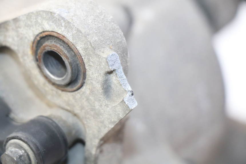 photo de MOTOR SUZUKI BURGMAN 125 (2007 - 2014) - Pontos de fixação
