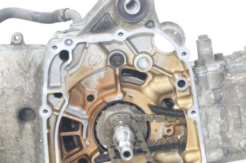 photo de MOTOR SUZUKI BURGMAN 125 (2007 - 2014) - Pontos de fixação