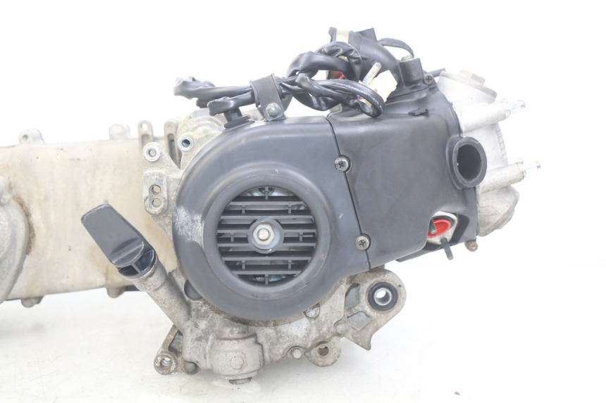 photo de MOTOR ORCAL CAVARO 4T 50 (2019 - 2023) - Estado da superfície
