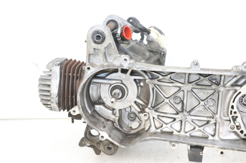 photo de MOTOR PEUGEOT CITYSTAR 50 (2013 - 2017) - Ângulo alternativo